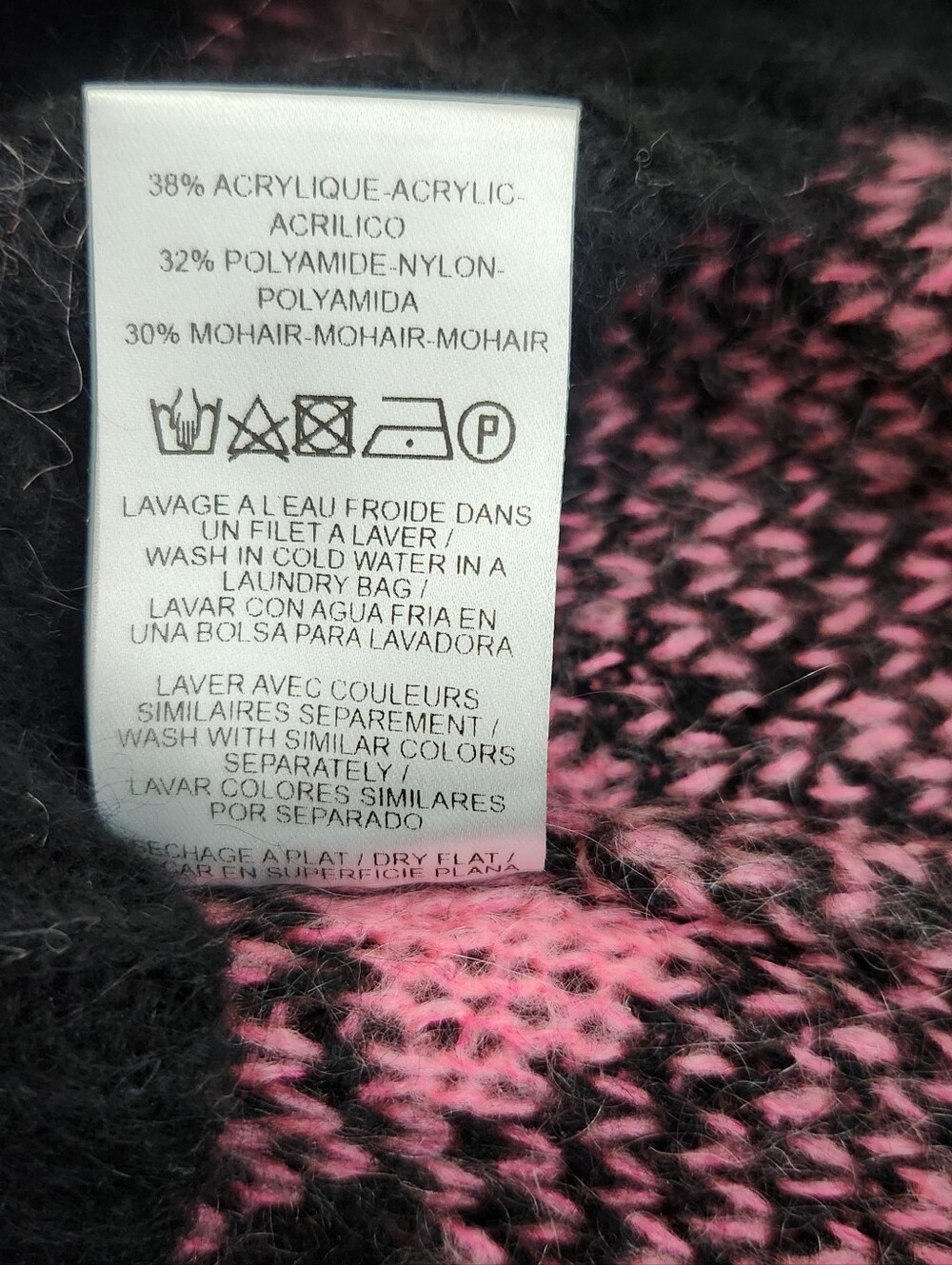 ASO Emily In Paris & Taylor Swift Pink Black Plaid Sweater Oversized Fits Small - Picture 14 of 15